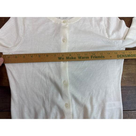 Express White Crew Neck Button Front Cropped Cardigan Women's Size Small - Picture 6 of 8